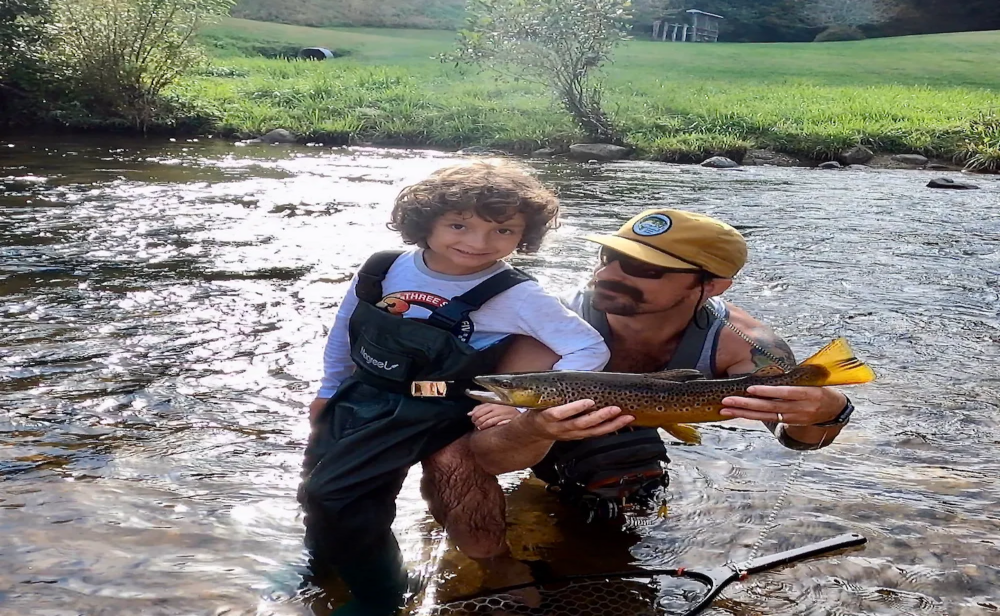Best Fly Fishing Waders For Kids (Top 10 Reviewed, 2022)